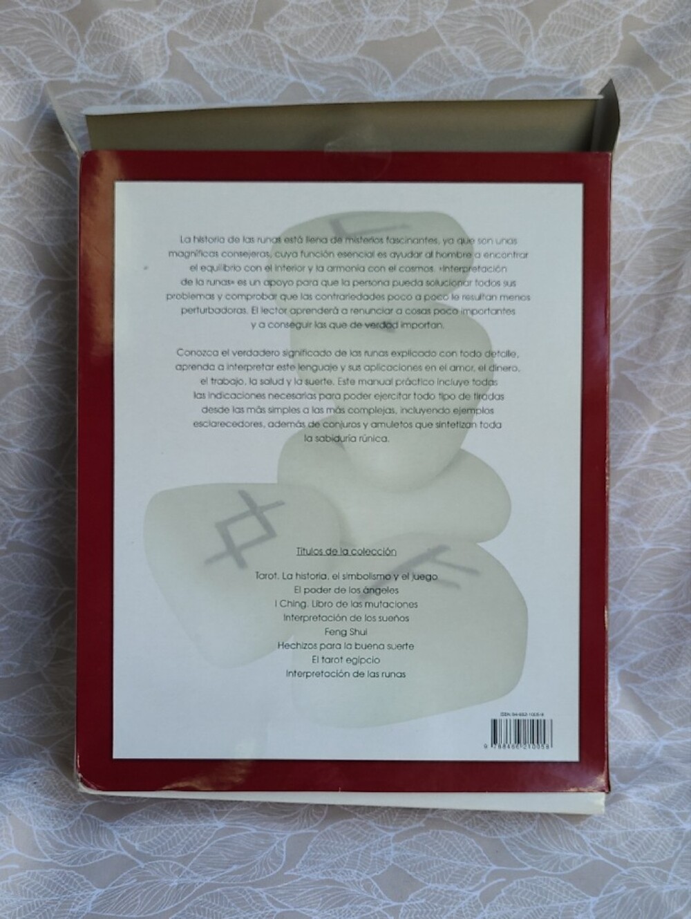 Rune Divination Set Interpretación de las Runas Stones & Book (Spanish Book) - Picture 3 of 11